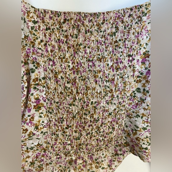 ASTR the Label Floral Ruched Sweetheart Neck Top - Picture 5 of 14